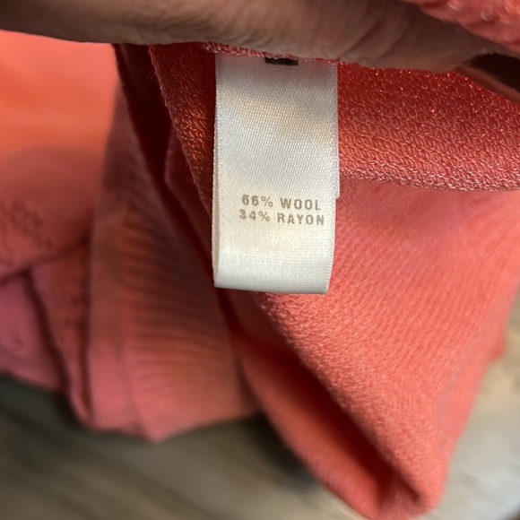 ST.JOHN WOOL KNIT YELLOW LABEL TOP SMALL - Picture 16 of 16